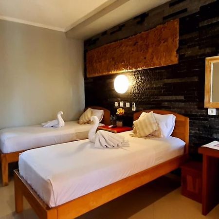The Point Surfcamp Bali Hotel Pulukan Kültér fotó